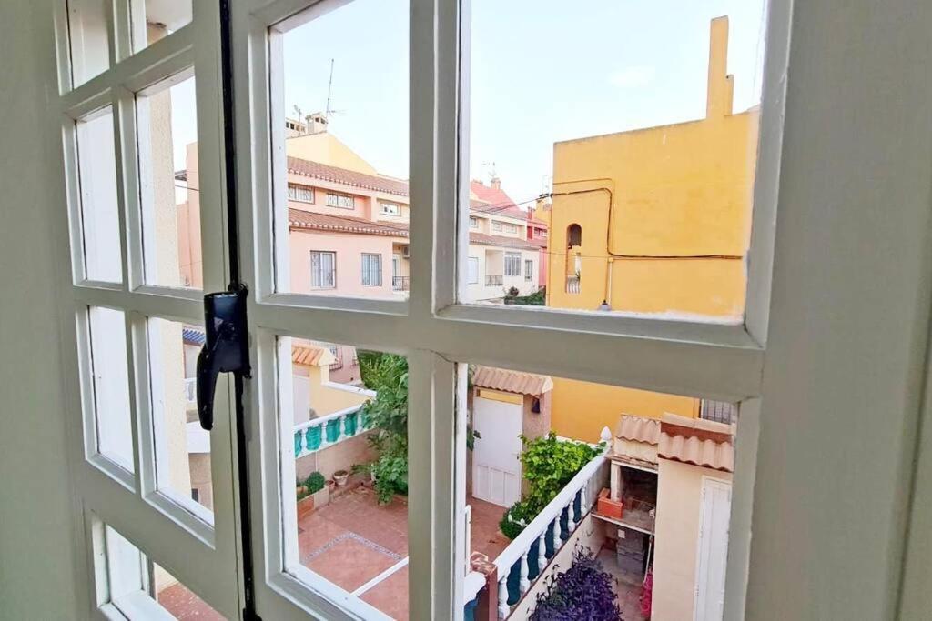 Ferienwohnung Mar Azul Adosado, Patio Y Solarium Torrevieja Exterior foto