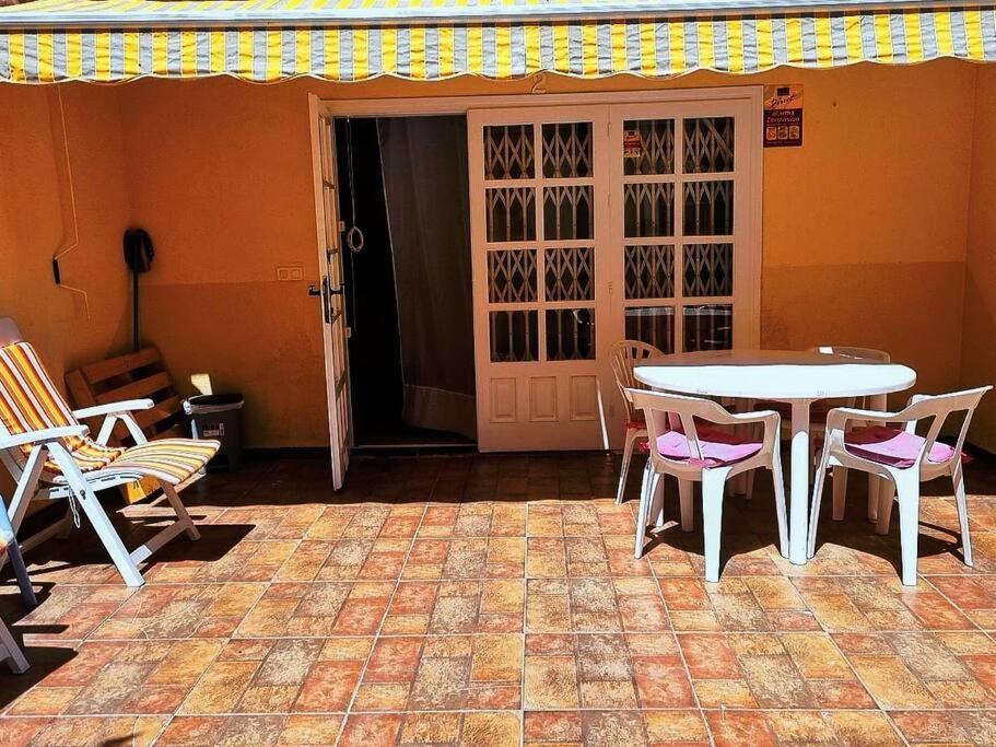 Ferienwohnung Mar Azul Adosado, Patio Y Solarium Torrevieja Exterior foto